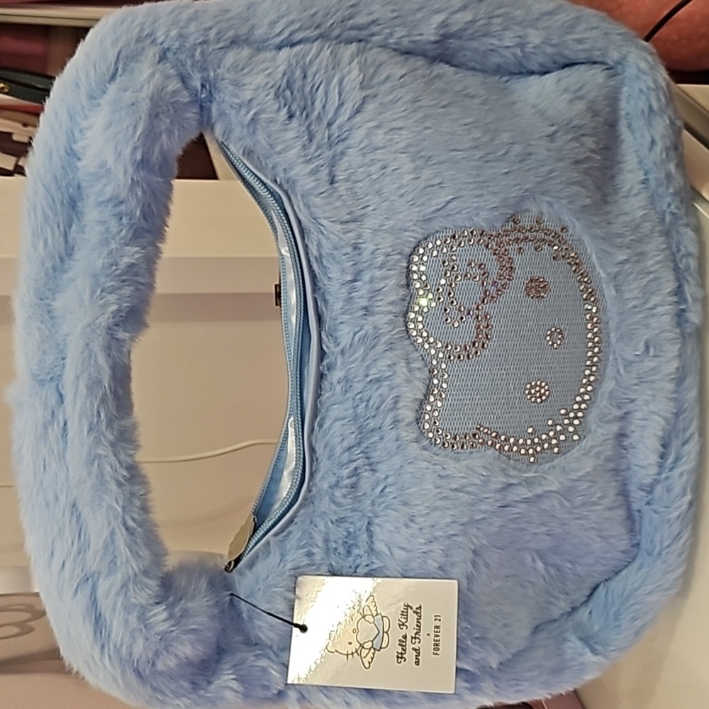 Hello kitty faux fur hand/shoulder bag